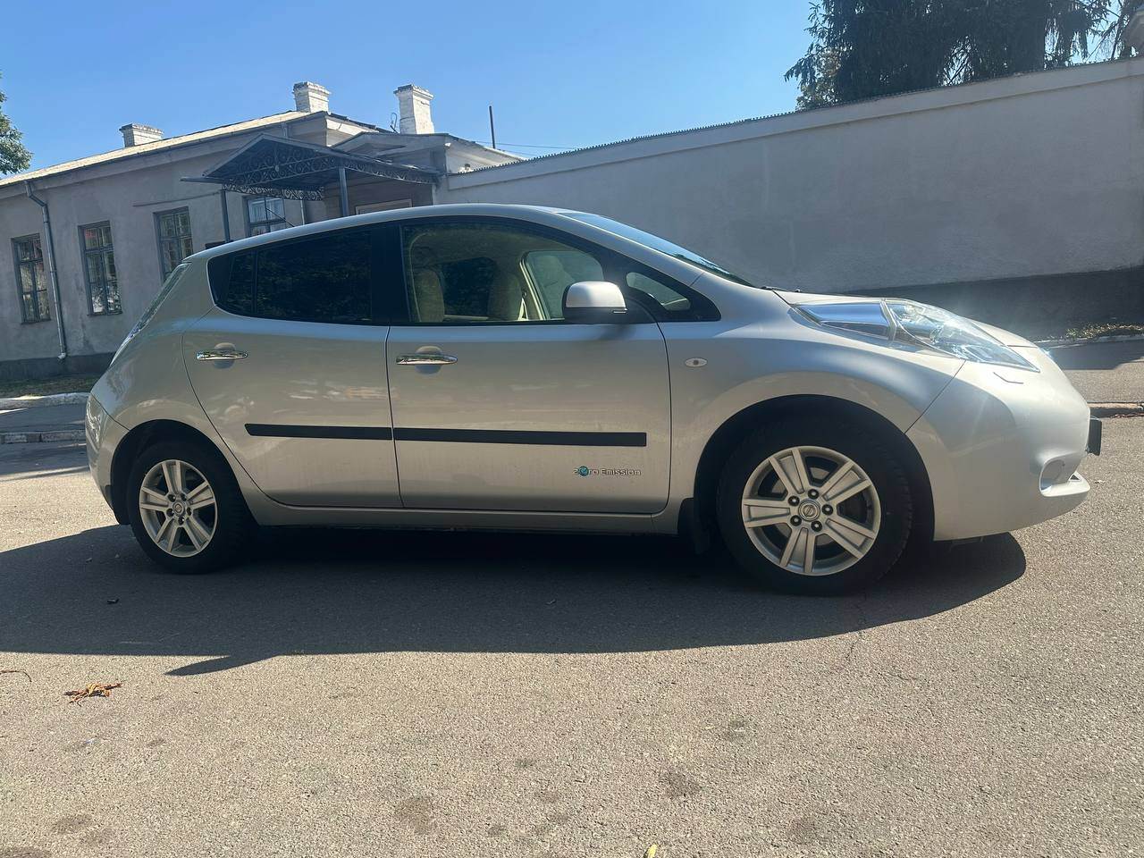 Nissan Leaf - фото 4