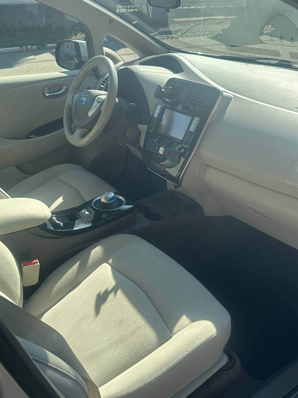 Nissan Leaf - фото 7