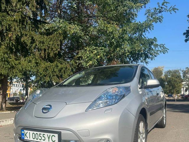 Nissan Leaf - фото 1