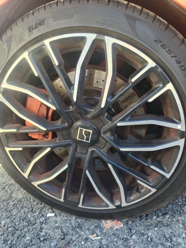 Zeekr 001 - фото 9