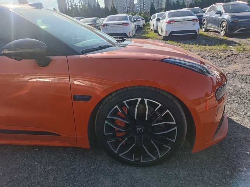 Zeekr 001 - фото 14