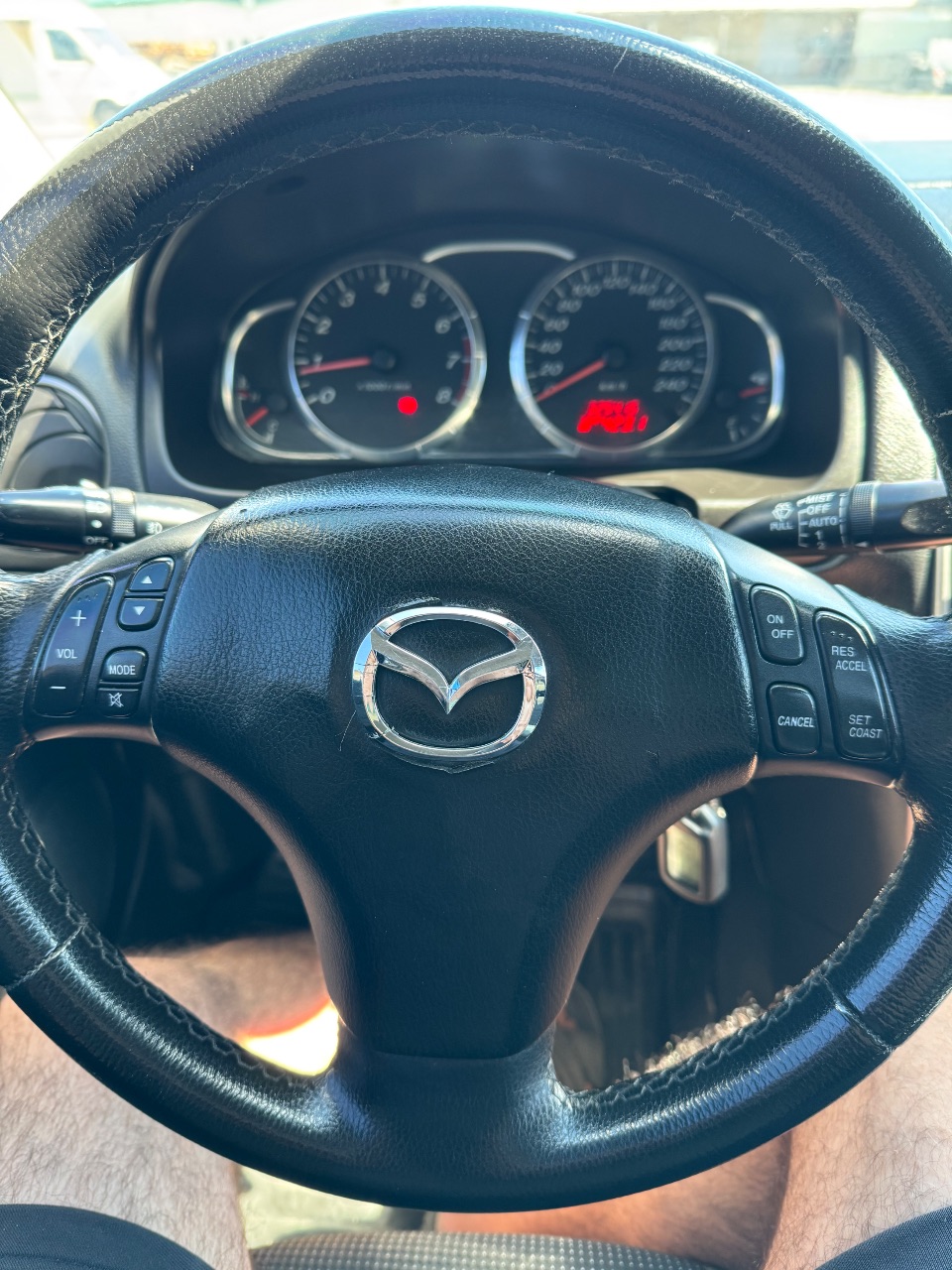 Mazda 6 - фото 9