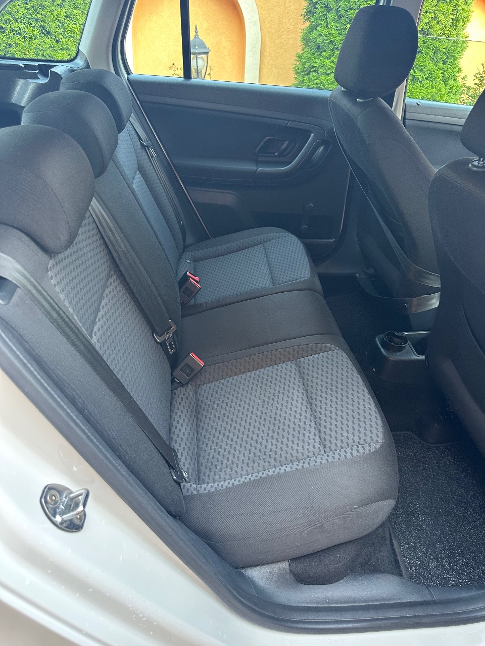 Skoda Fabia - фото 11