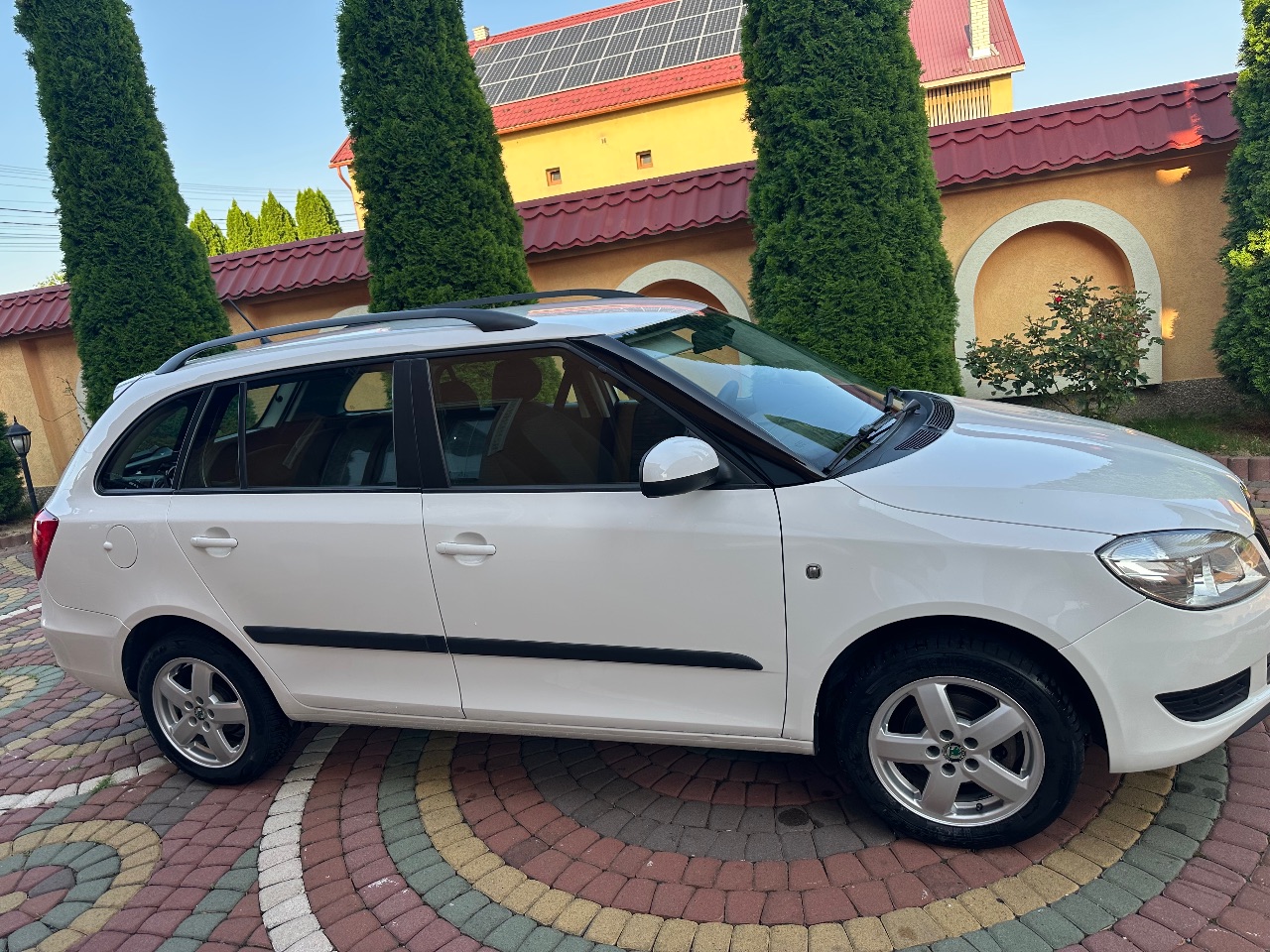 Skoda Fabia - фото 18