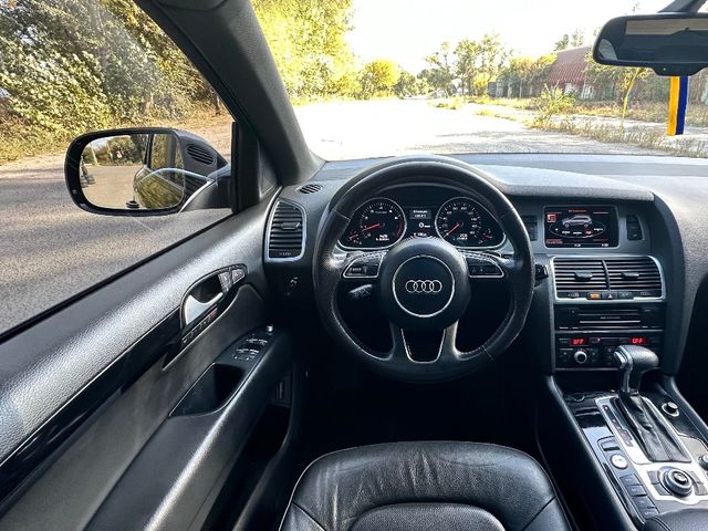 Audi Q7 - фото 2