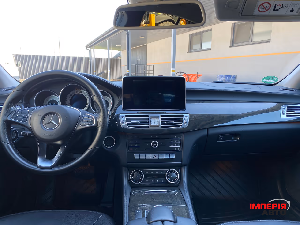 Mercedes-Benz CLS - фото 18