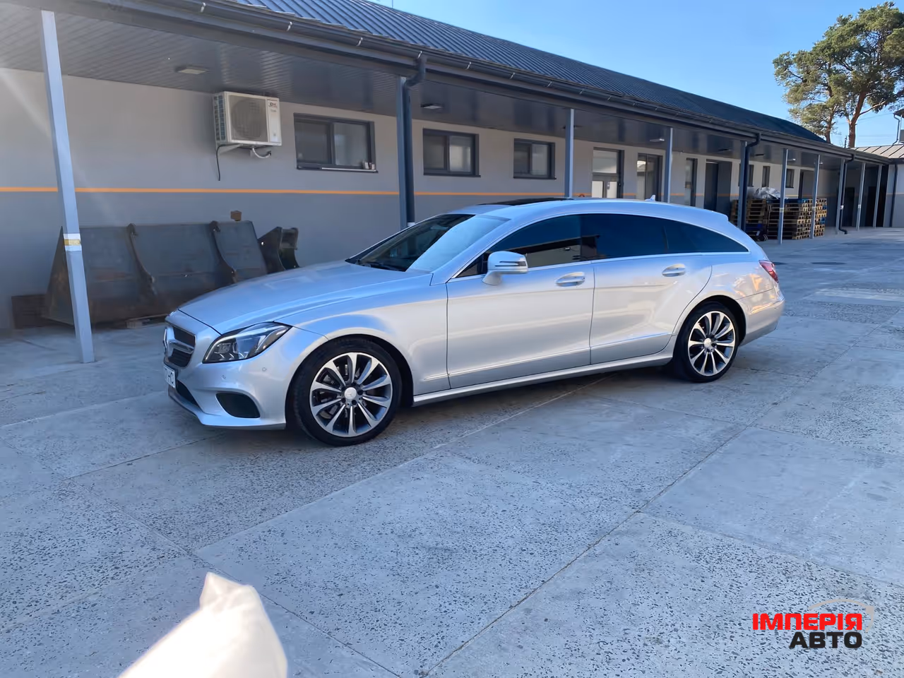 Mercedes-Benz CLS - фото 2