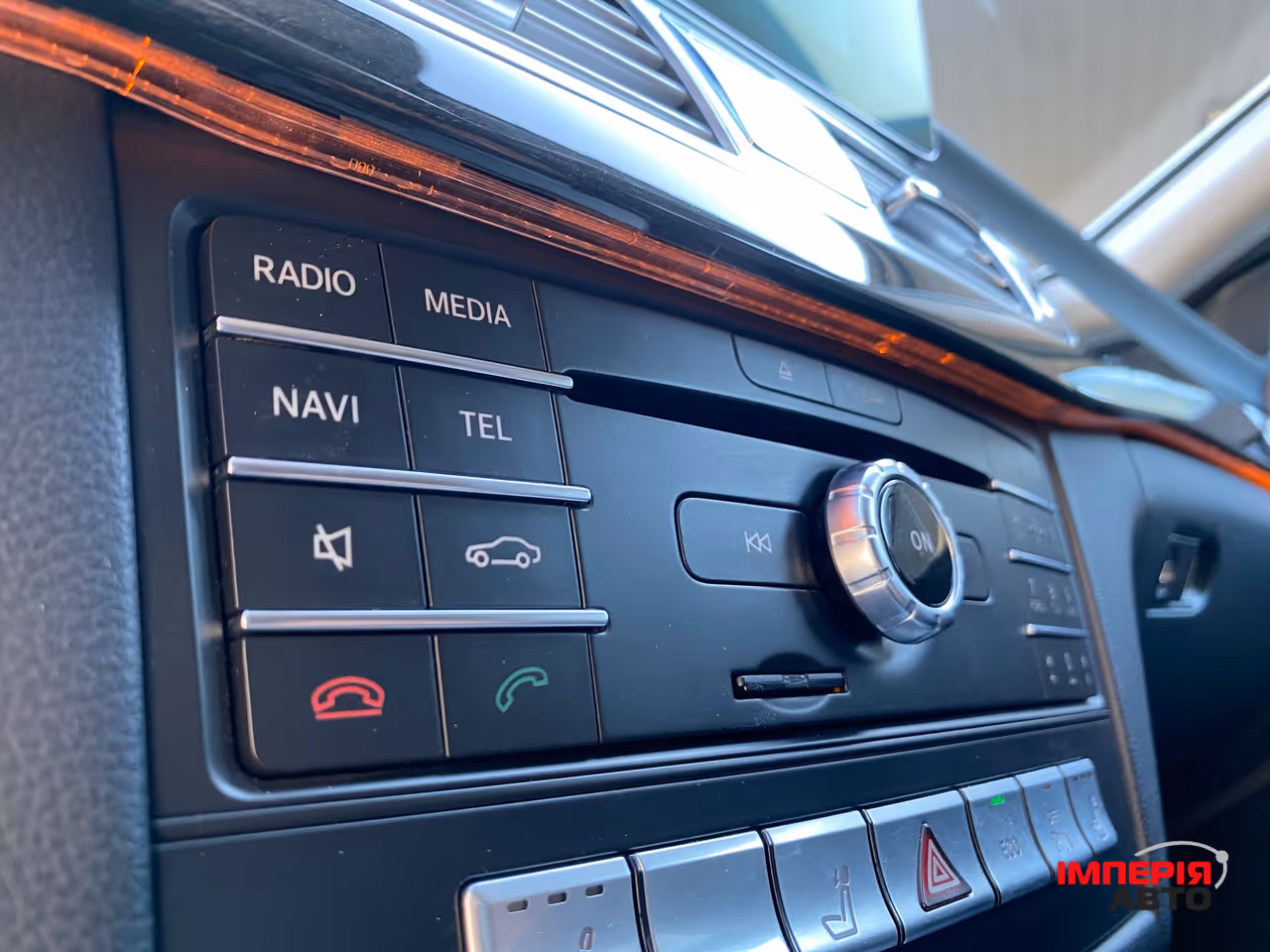 Mercedes-Benz CLS - фото 23