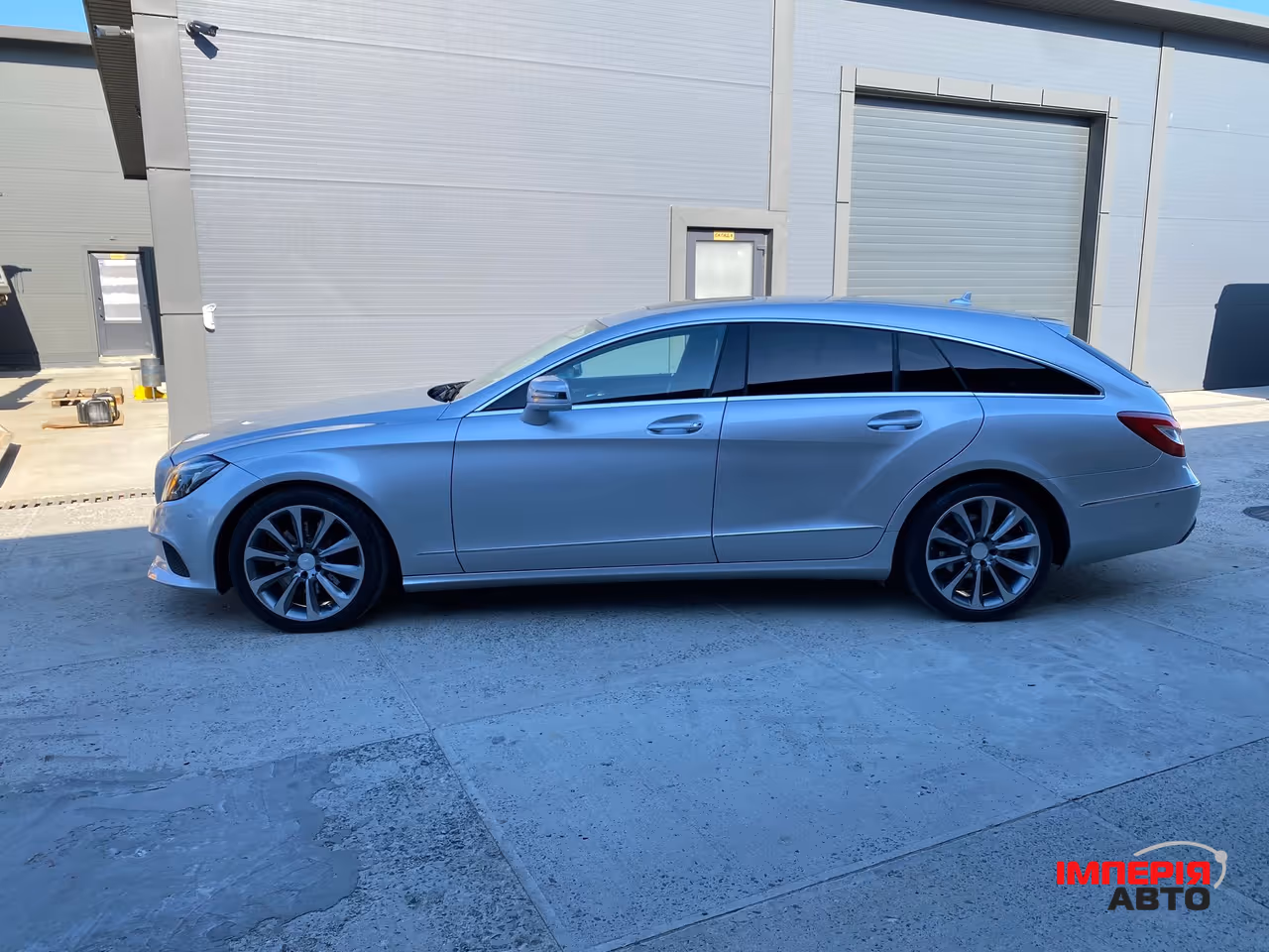 Mercedes-Benz CLS - фото 4