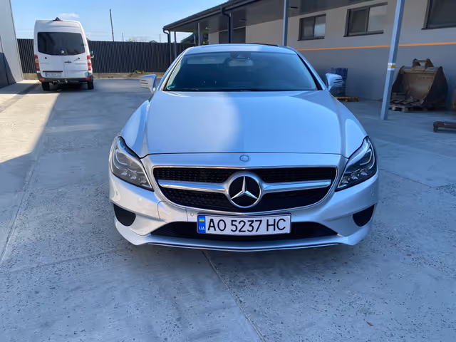 Mercedes-Benz CLS - фото 3