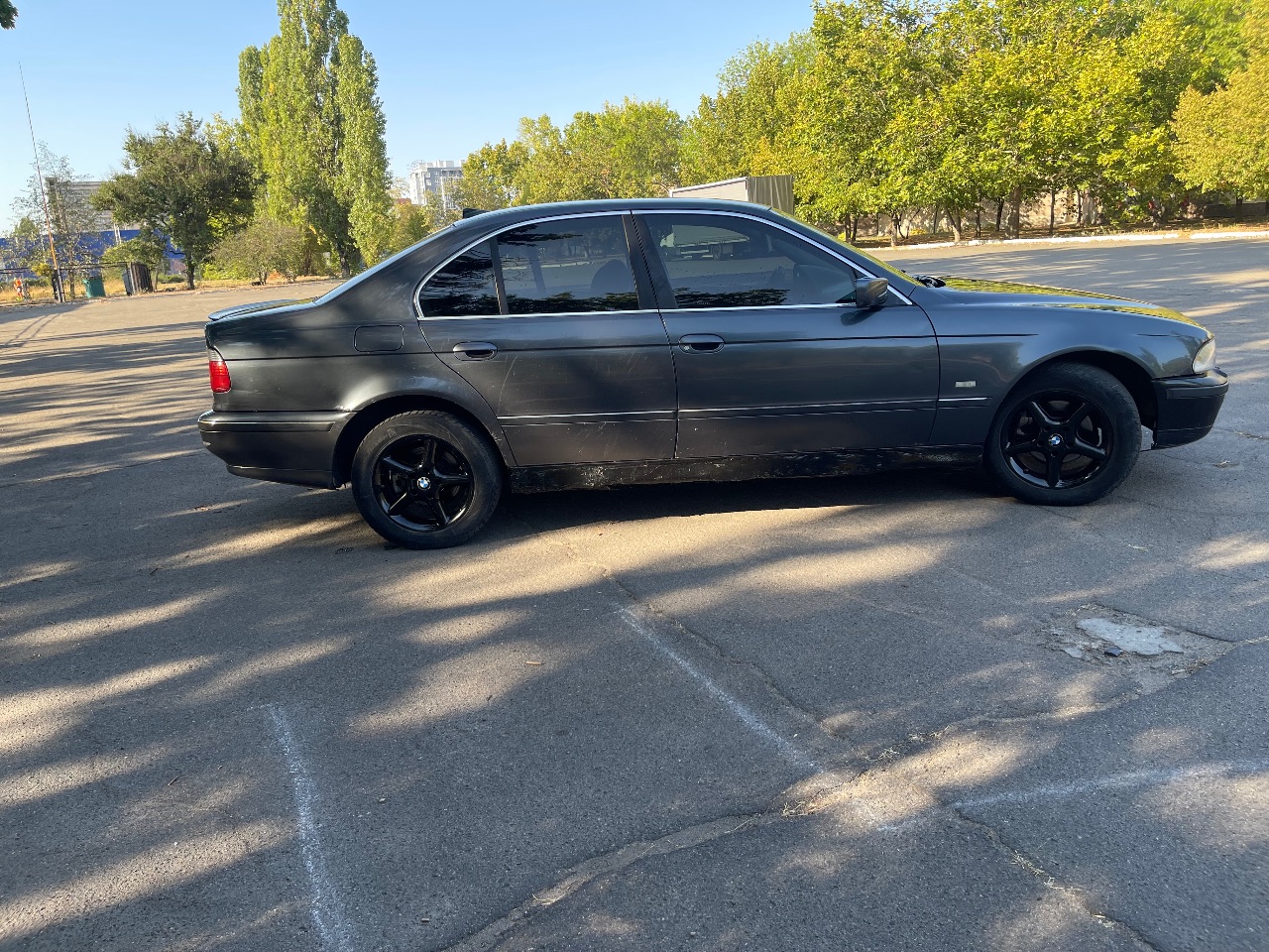 BMW 5 серії - фото 8