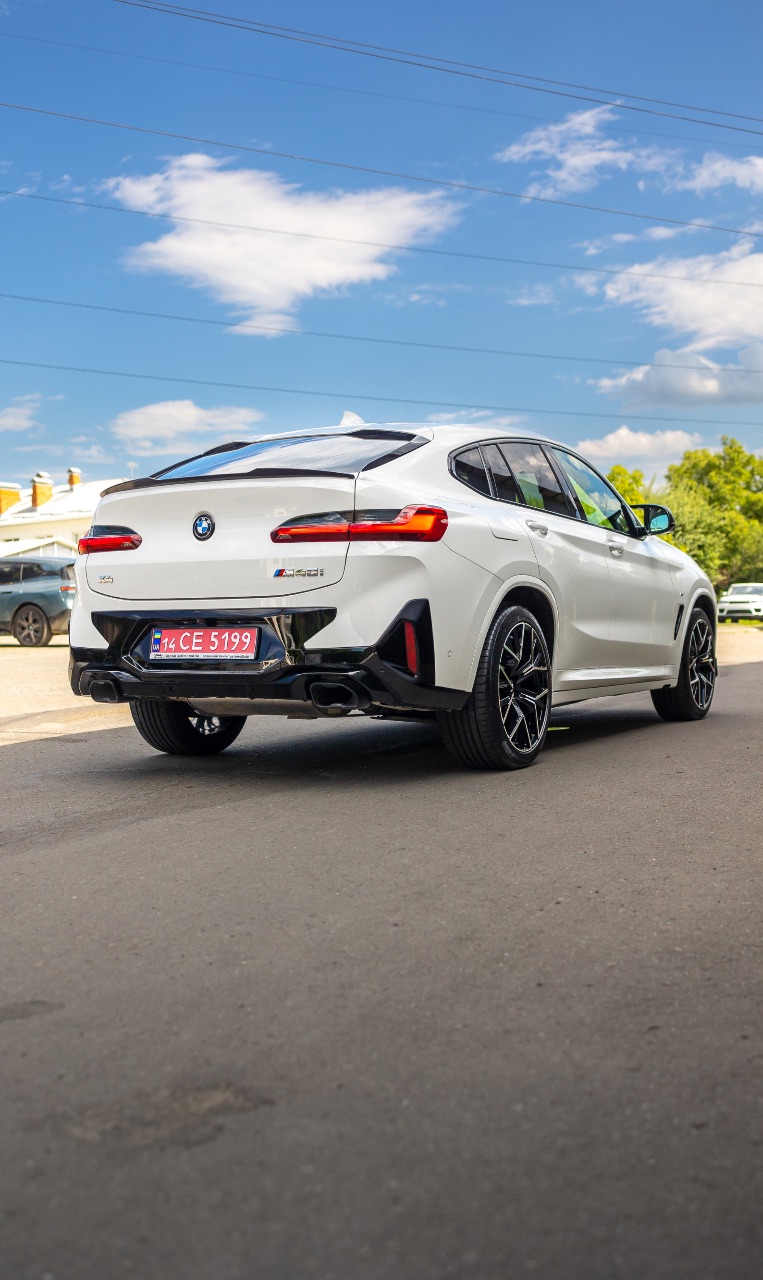 BMW X4 - фото 2