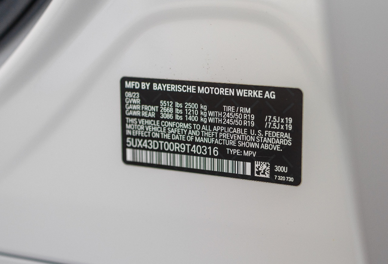 BMW X4 - фото 22