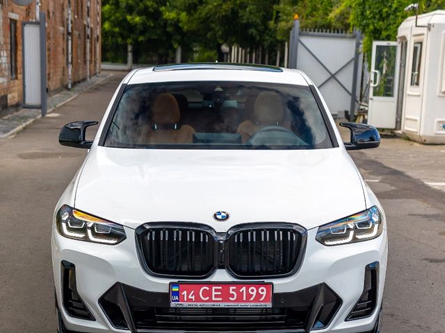 BMW X4 - фото 1