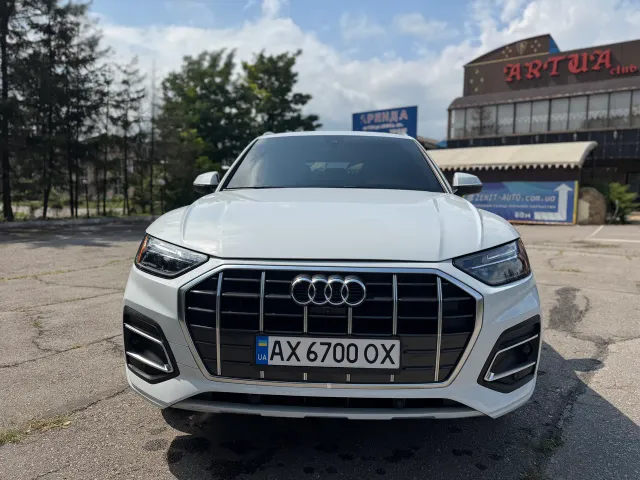 Audi Q5 - фото 2