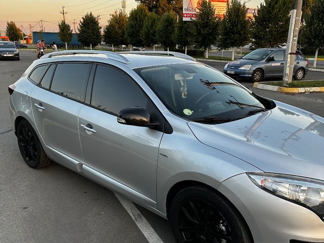 Renault Megane - фото 2
