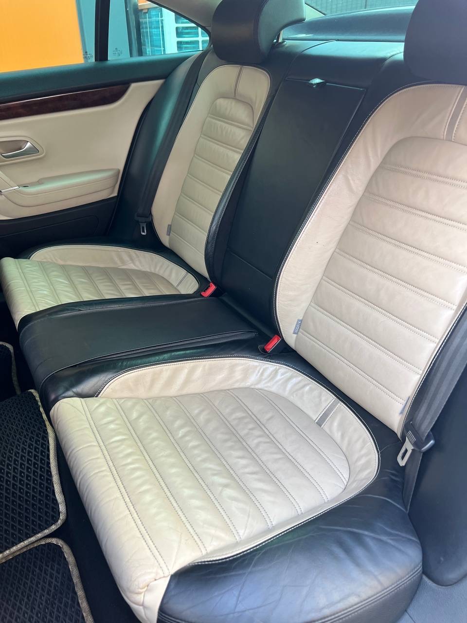 Volkswagen Passat CC - фото 18