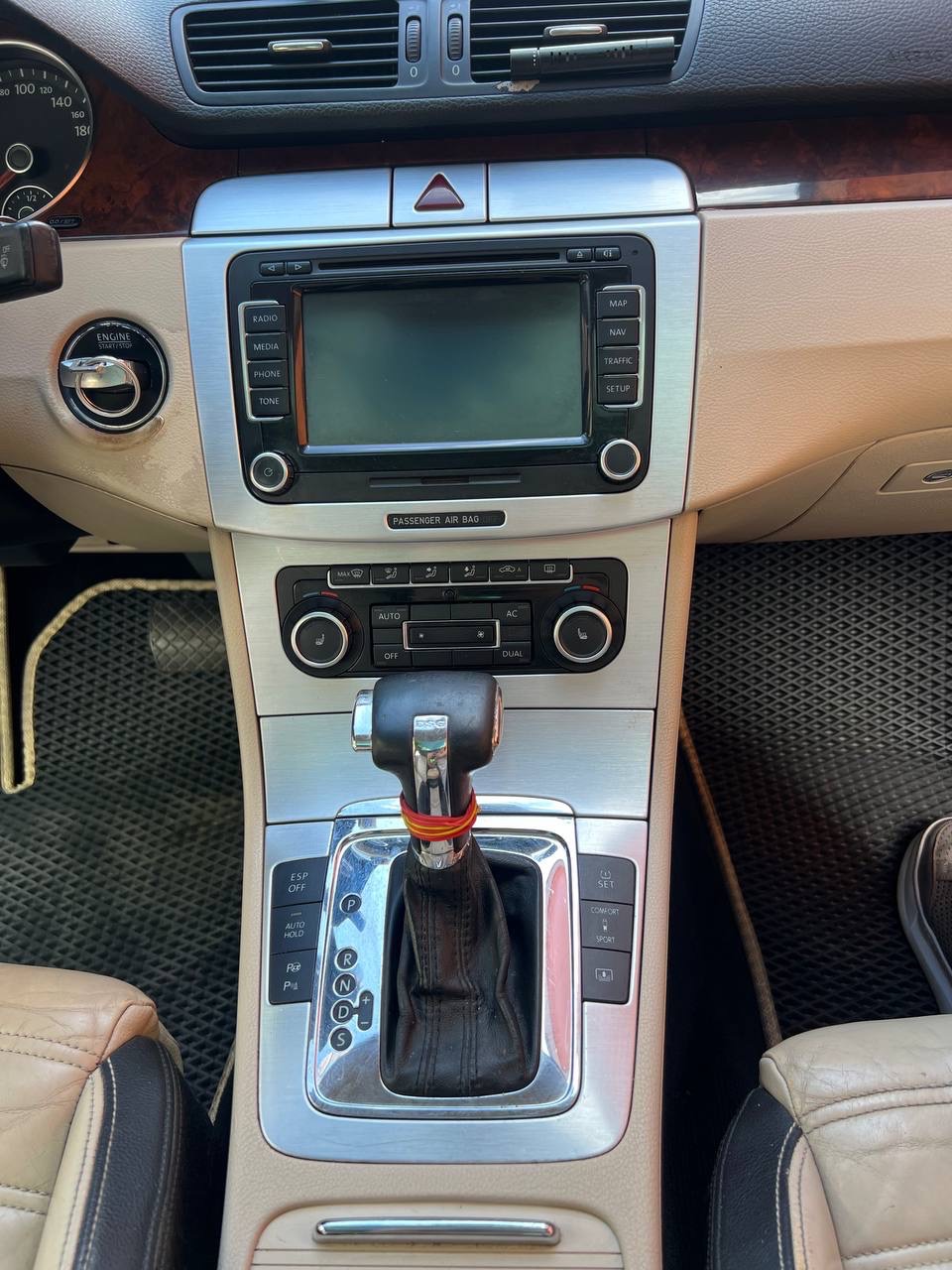 Volkswagen Passat CC - фото 4