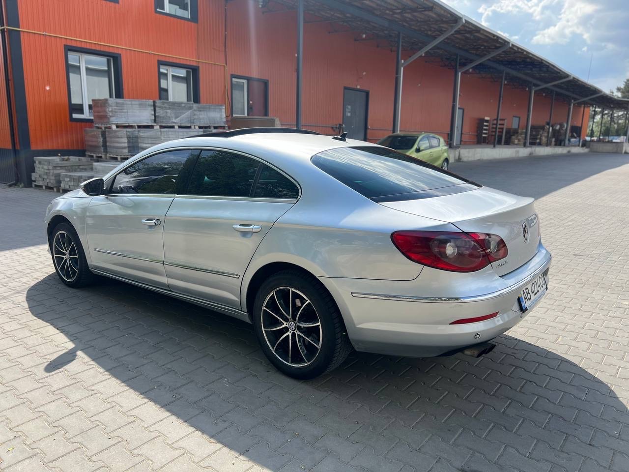 Volkswagen Passat CC - фото 20