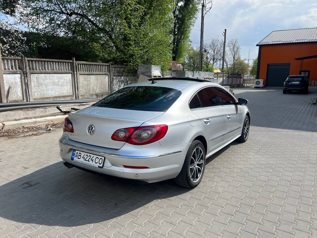 Volkswagen Passat CC - фото 1