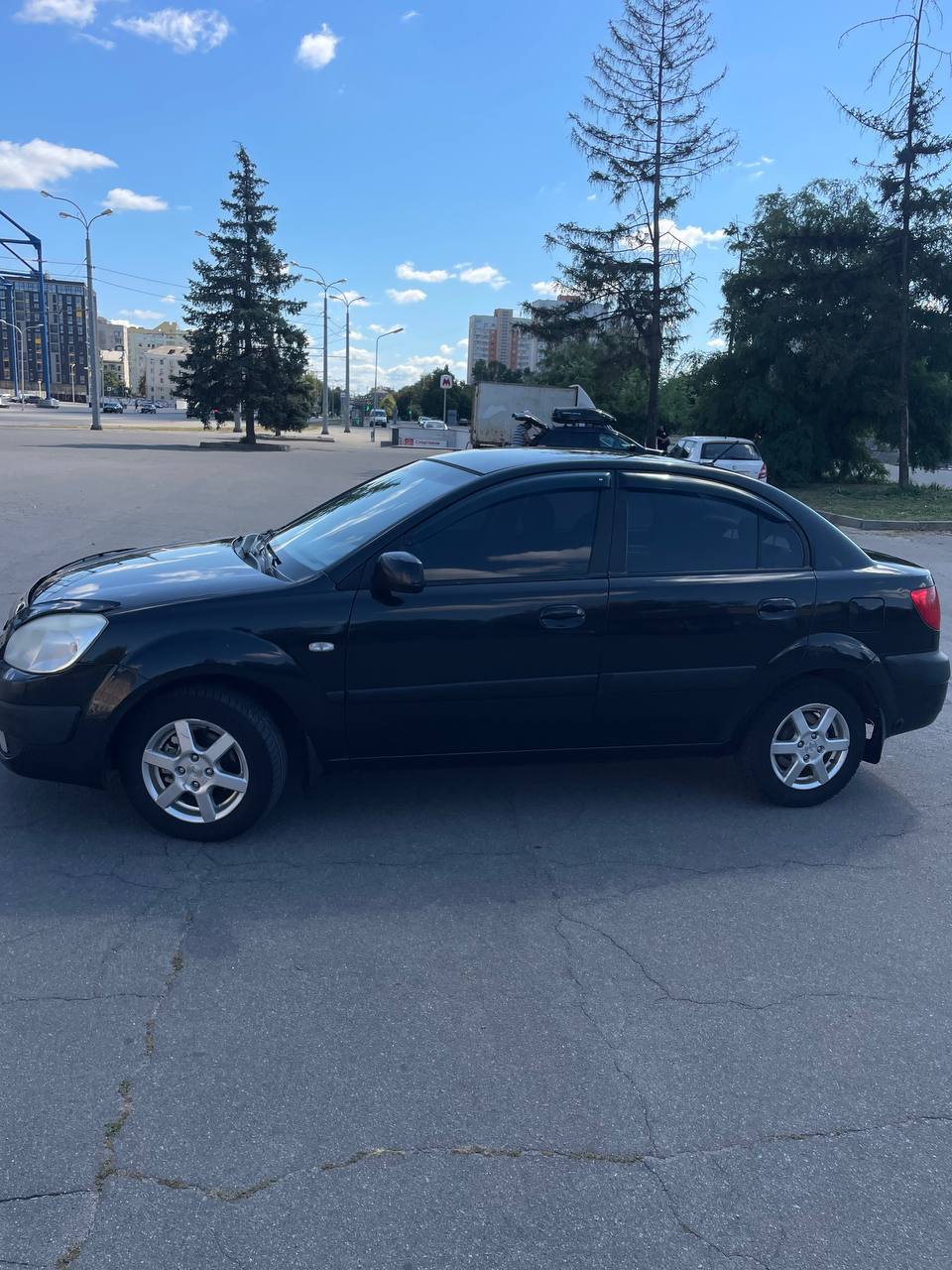 Kia Rio - фото 2