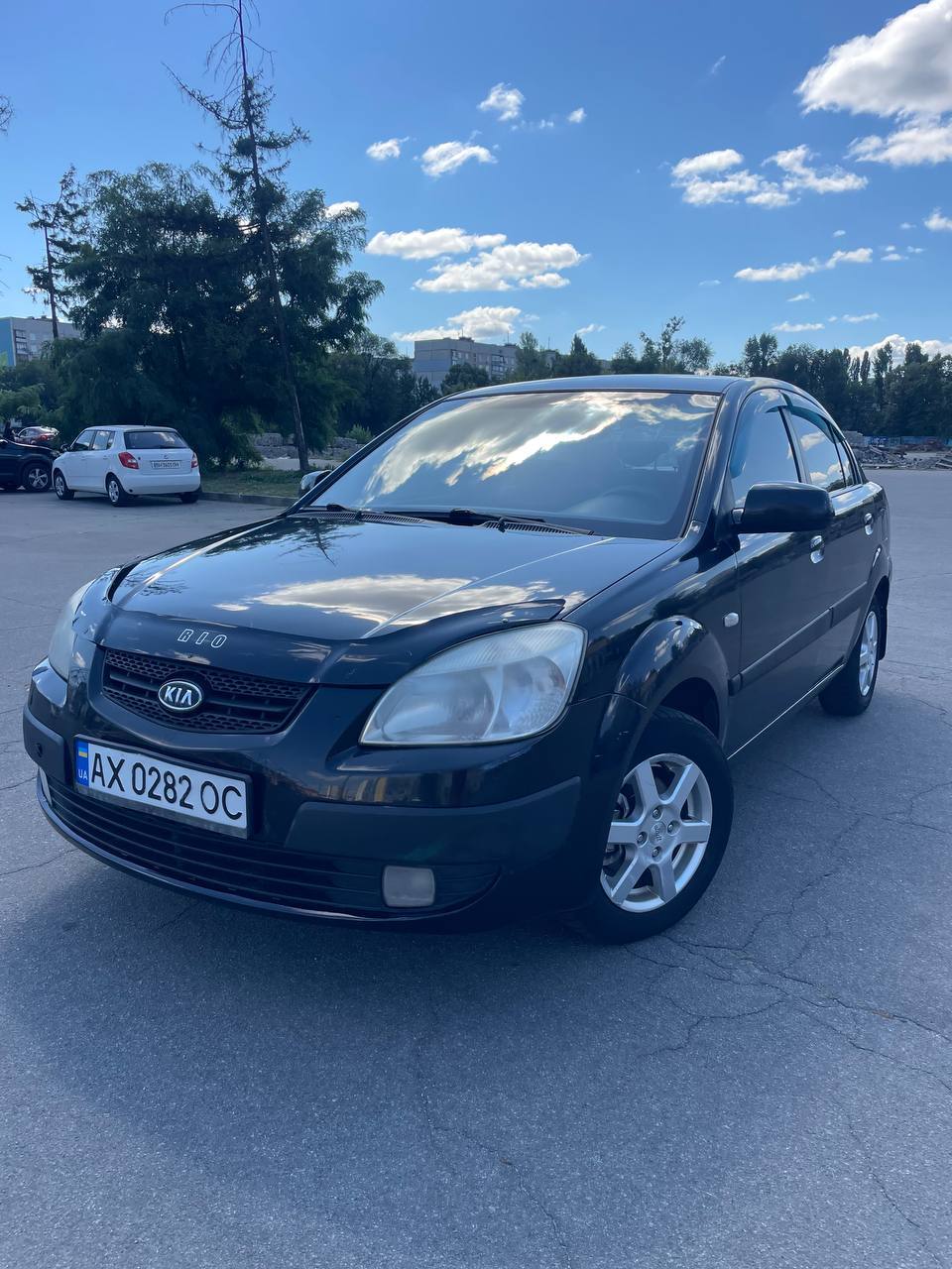 Kia Rio - фото 1