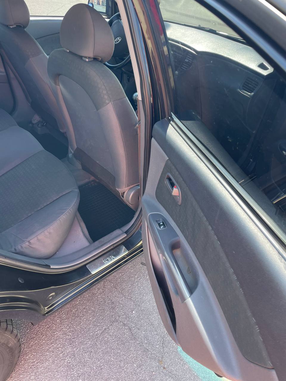 Kia Rio - фото 12