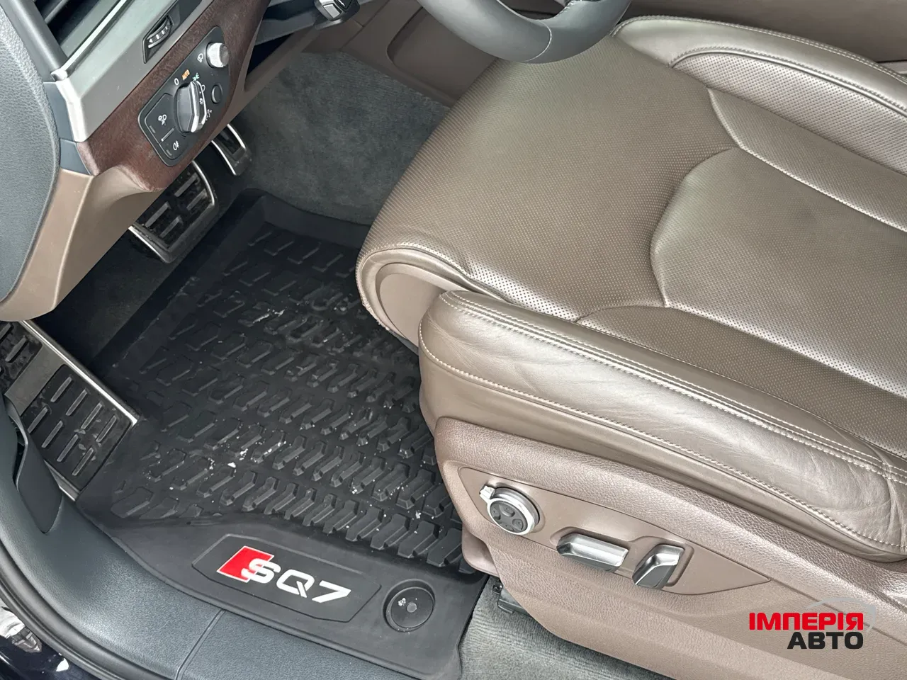 Audi SQ7 - фото 38