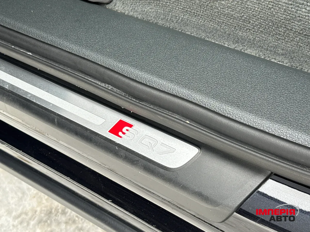 Audi SQ7 - фото 46