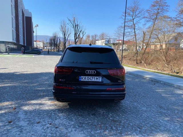 Audi SQ7 - фото 4