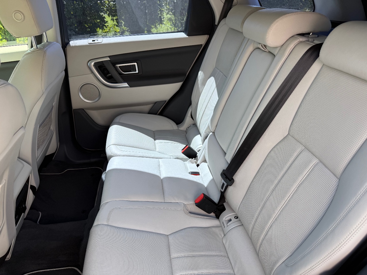 Land Rover Discovery Sport - фото 7