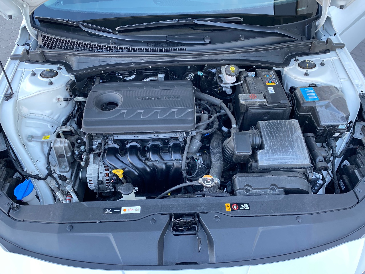Hyundai Elantra - зображення 4
