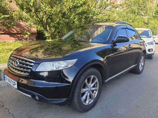 Infiniti FX - фото 4