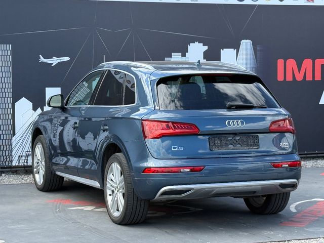Audi Q5 - фото 4