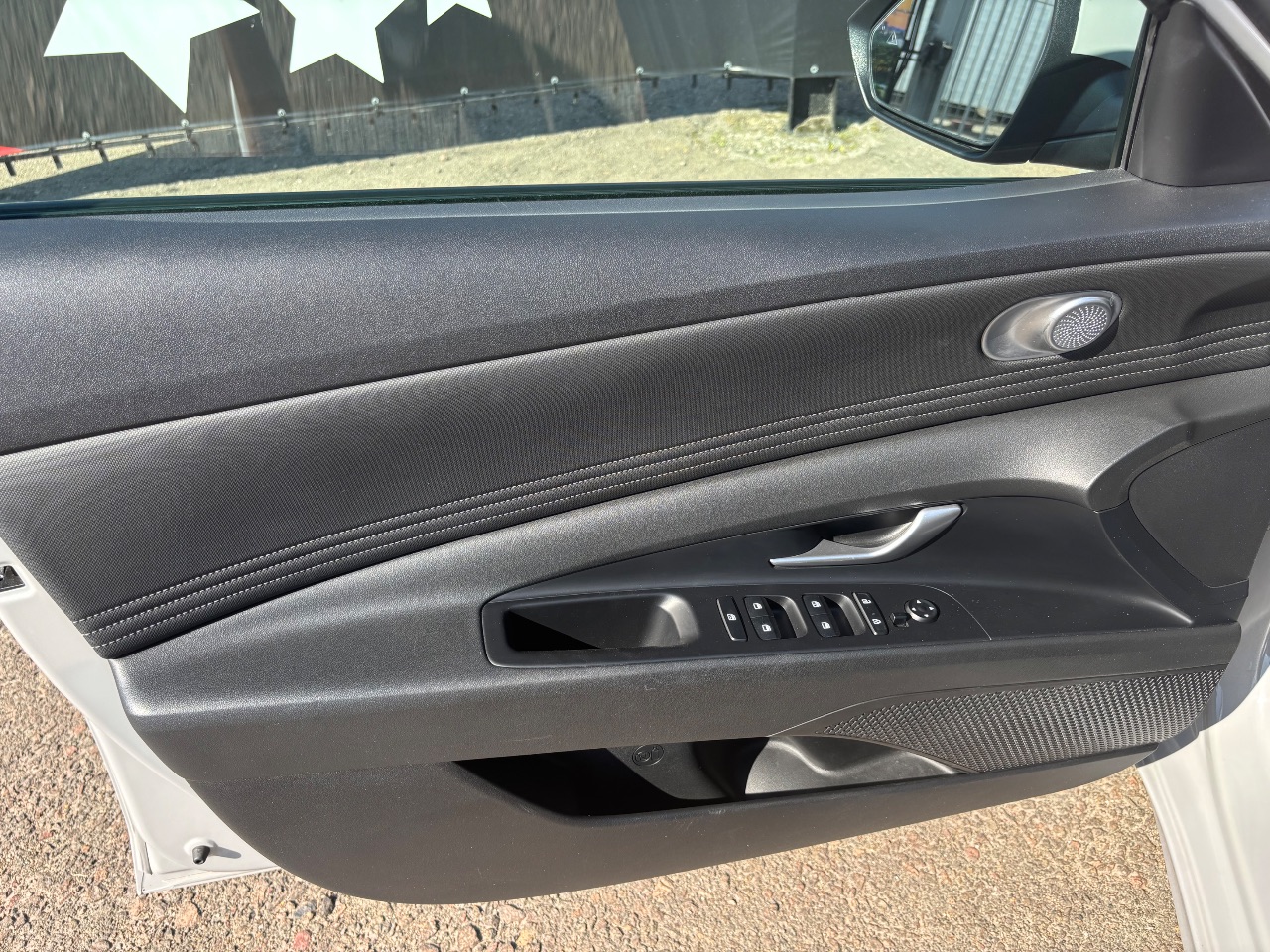 Hyundai Elantra - фото 7