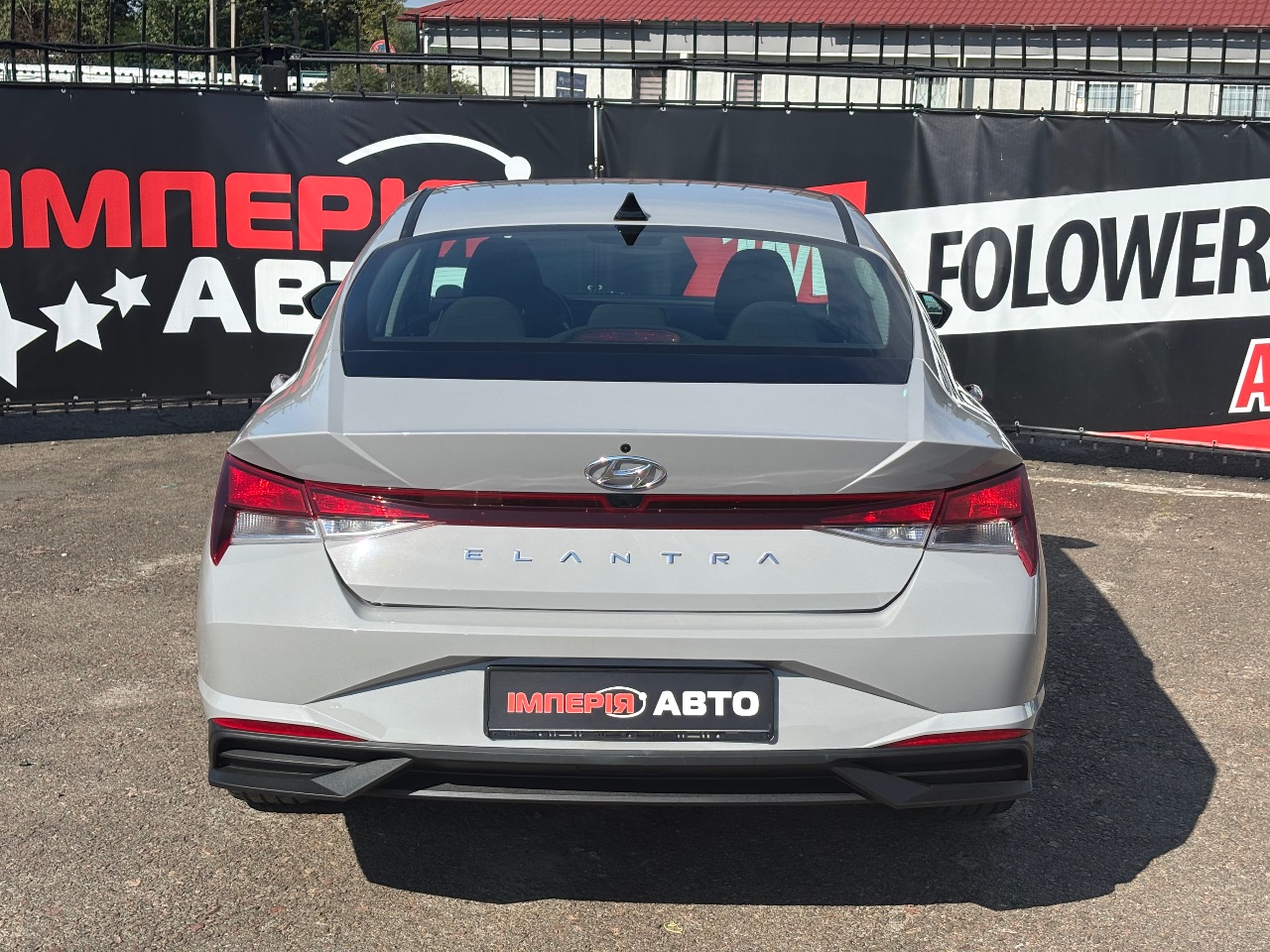 Hyundai Elantra - фото 5