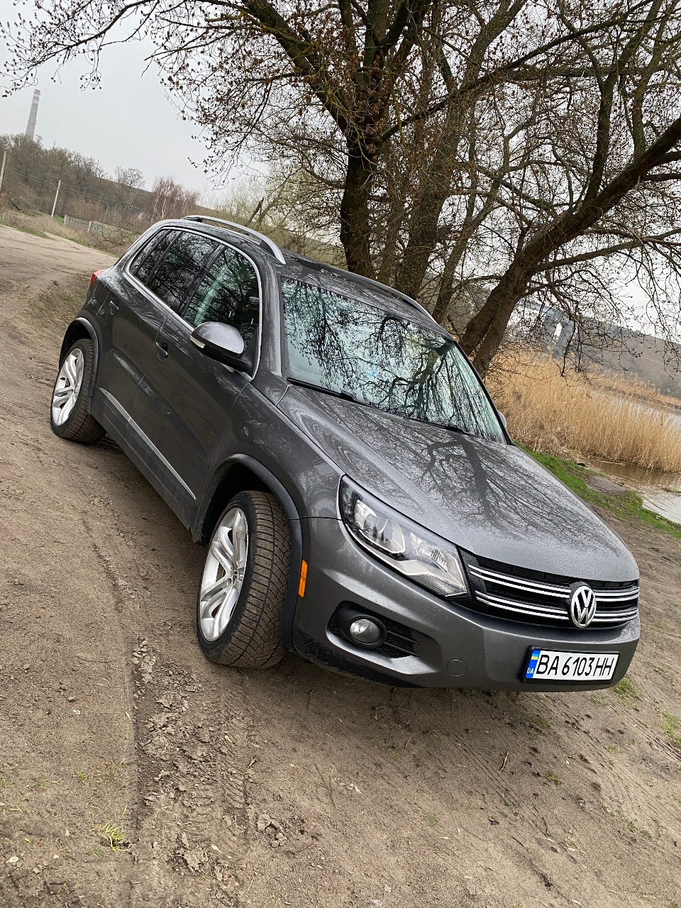 Volkswagen Tiguan - фото 2