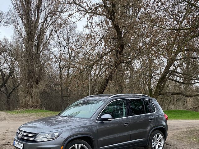 Volkswagen Tiguan - фото 4