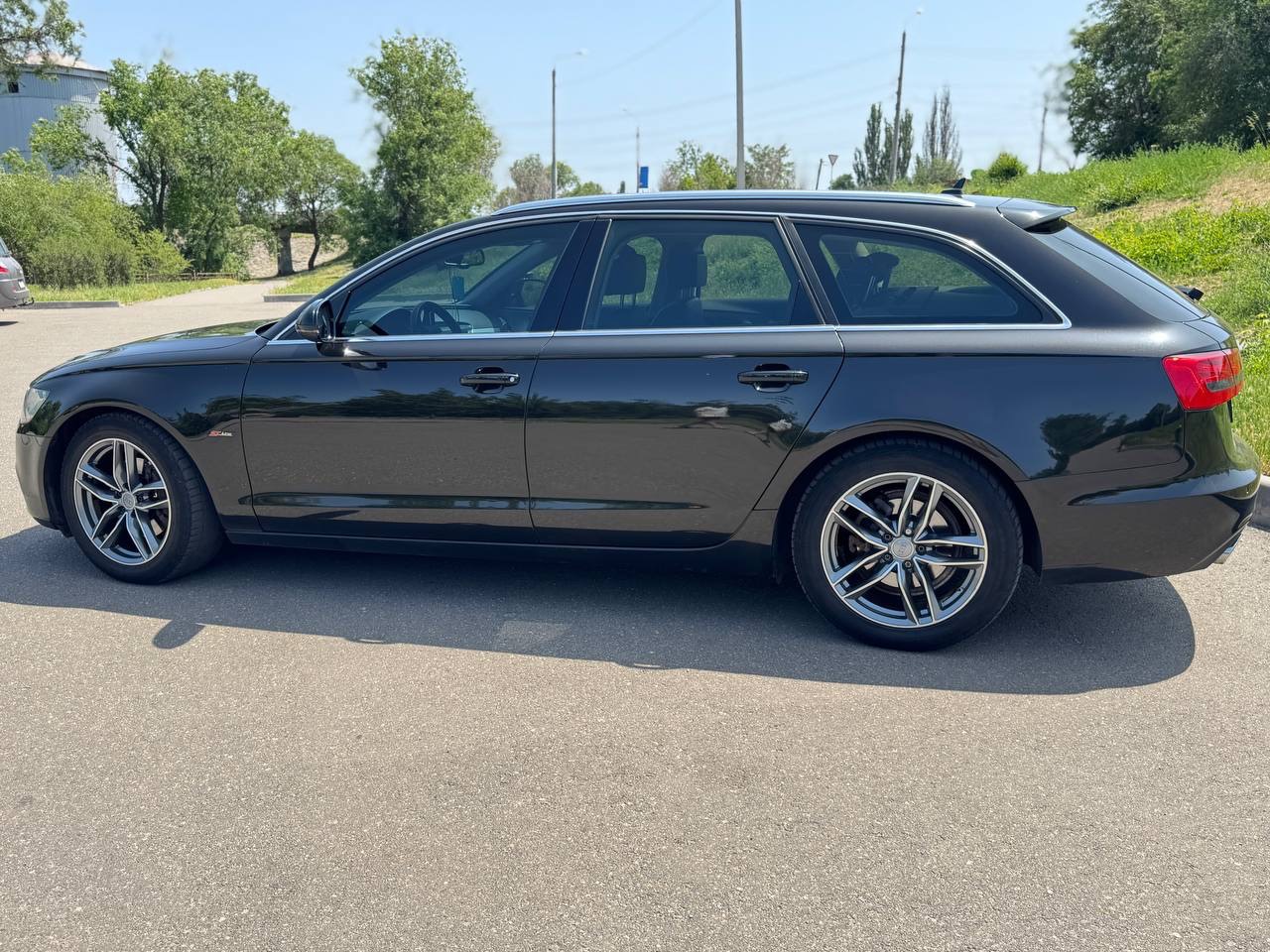 Audi A6 - фото 8