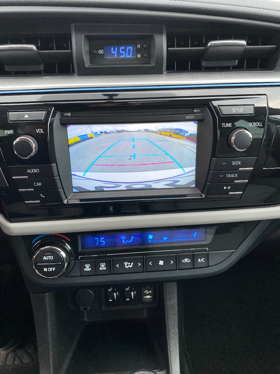 Toyota Corolla - фото 14