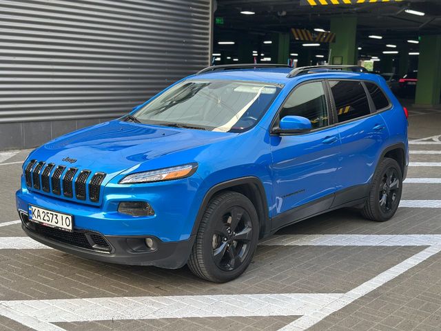 Jeep Cherokee - фото 4
