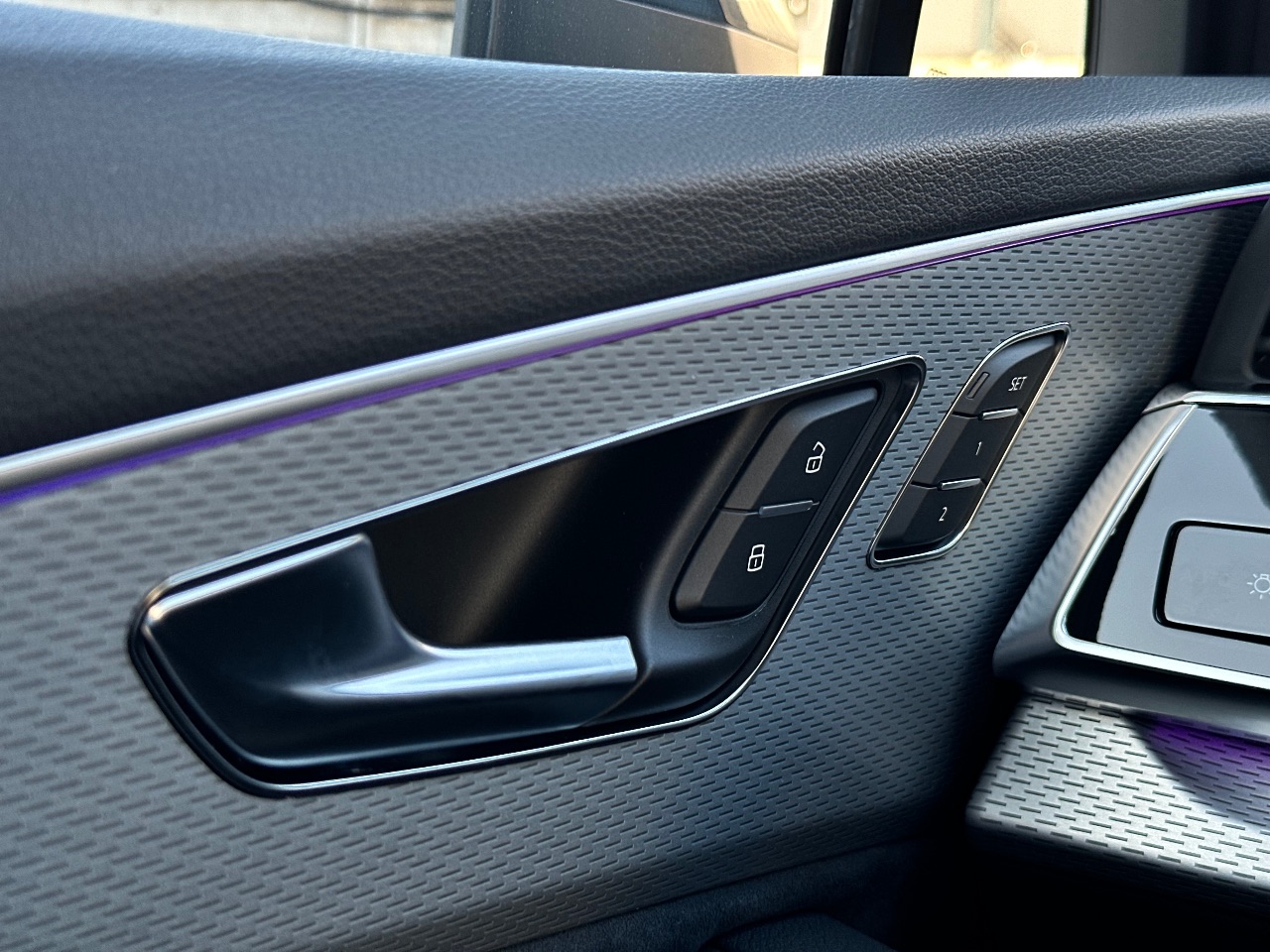 Audi Q7 - фото 22