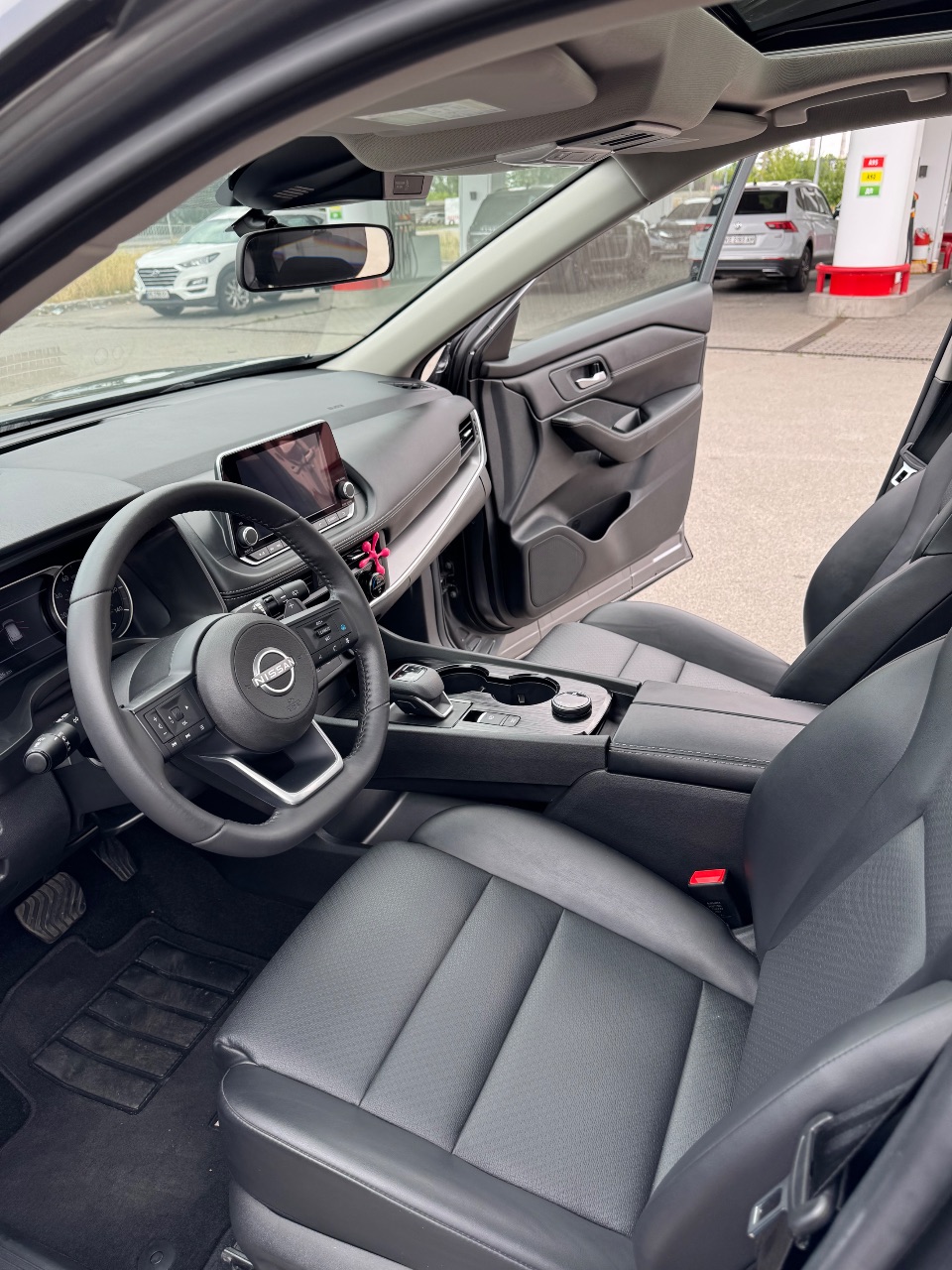 Nissan Rogue - фото 9