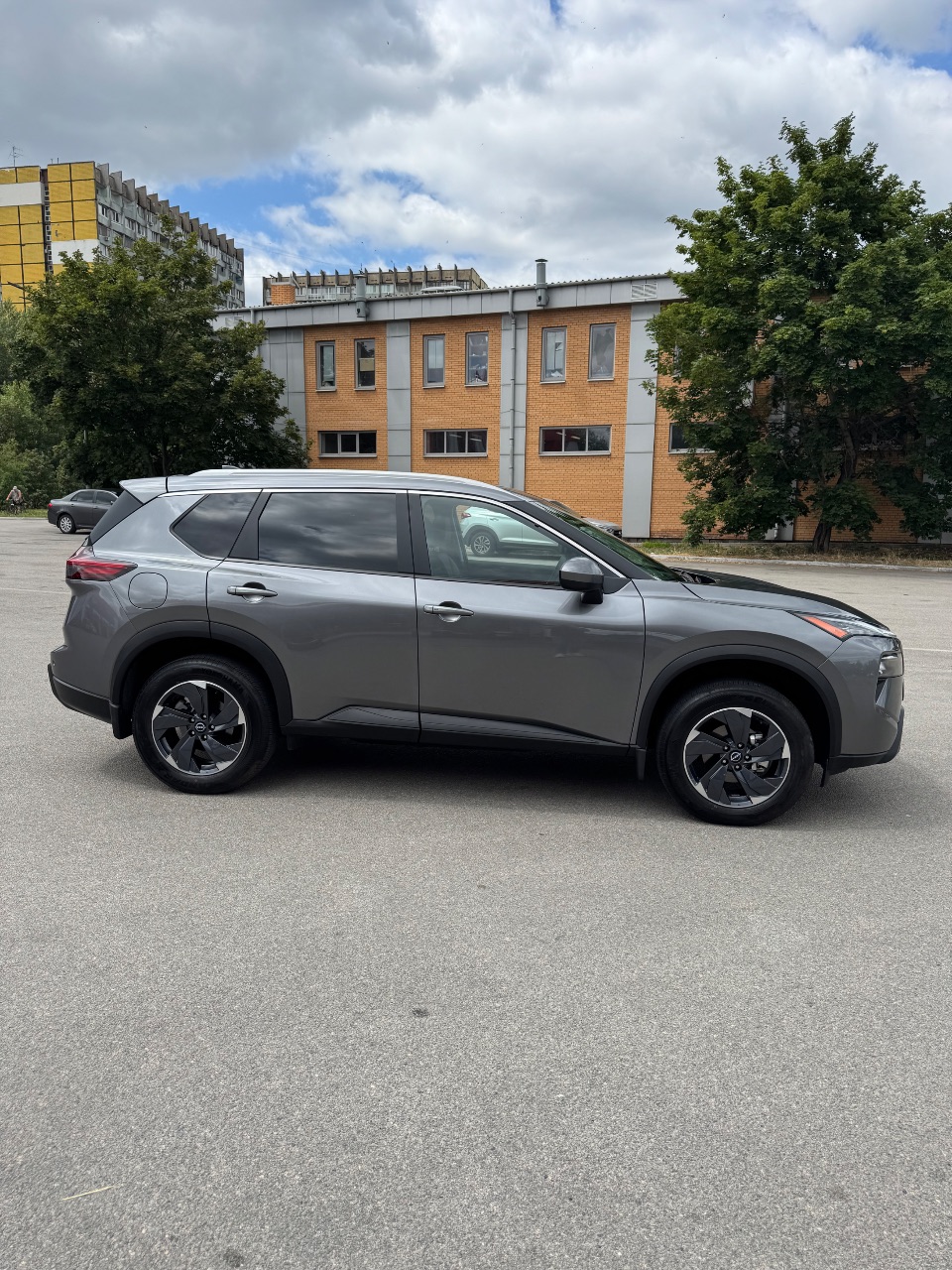 Nissan Rogue - фото 3