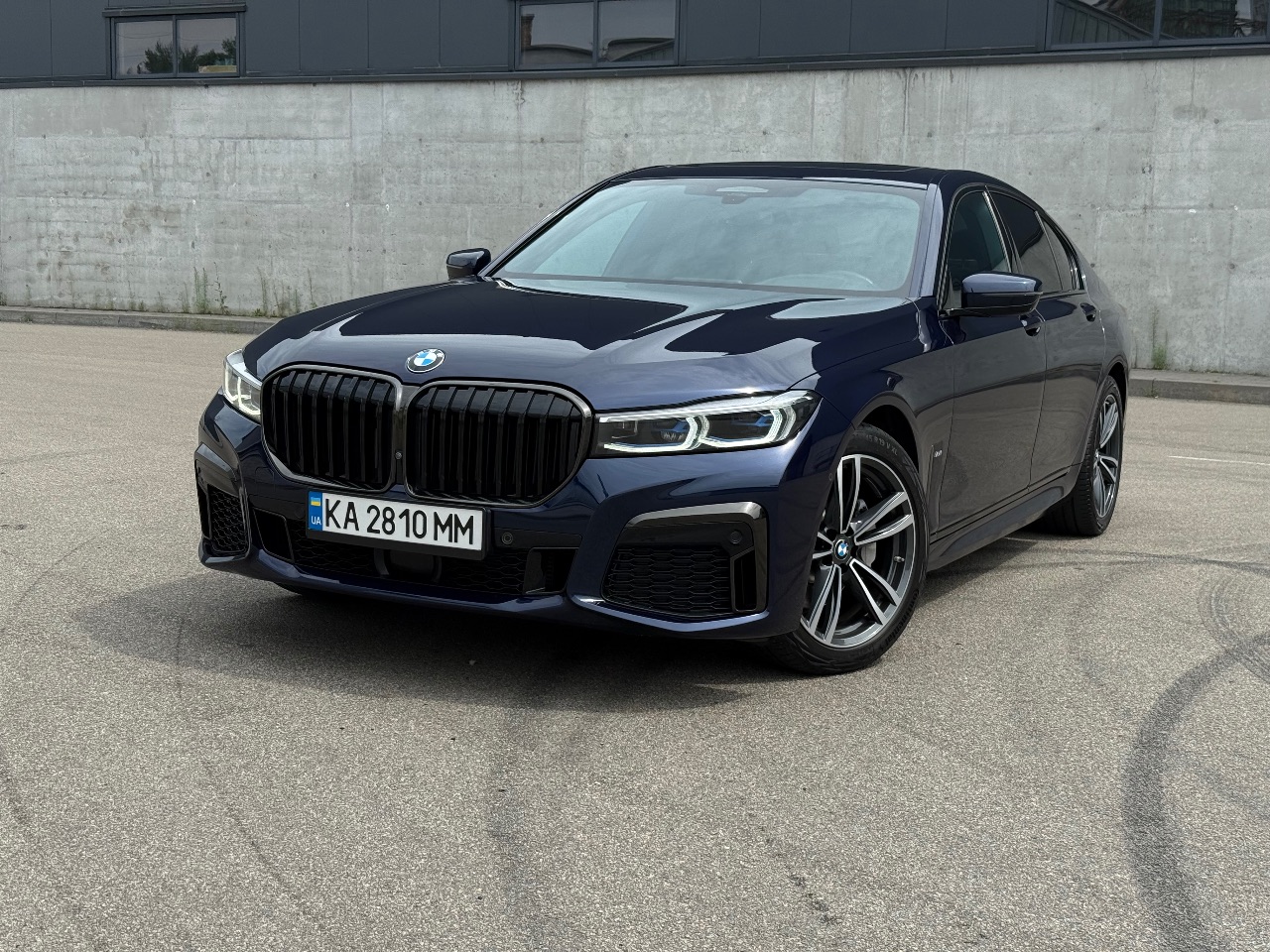 BMW 7 серії - фото 5