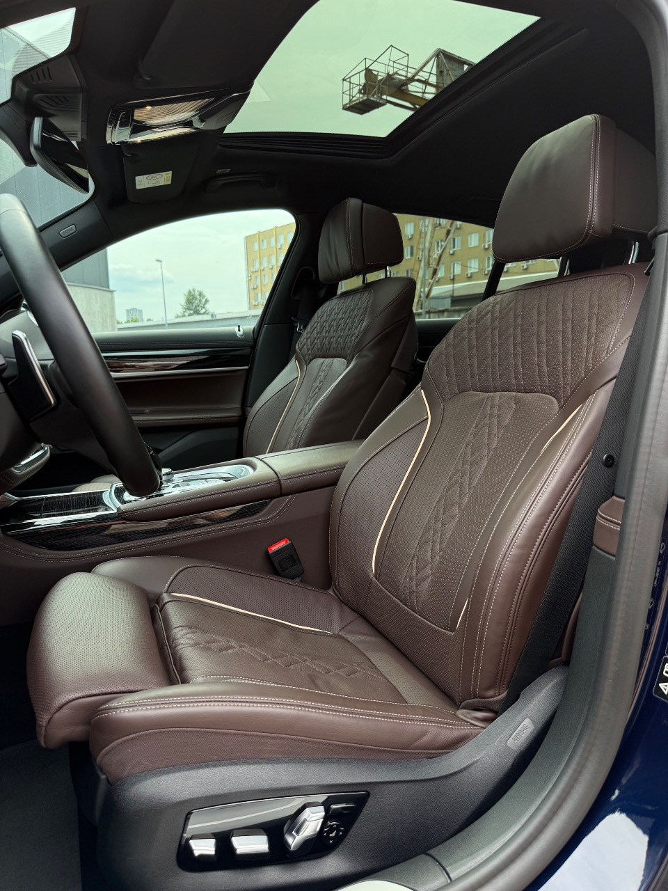 BMW 7 серії - фото 6