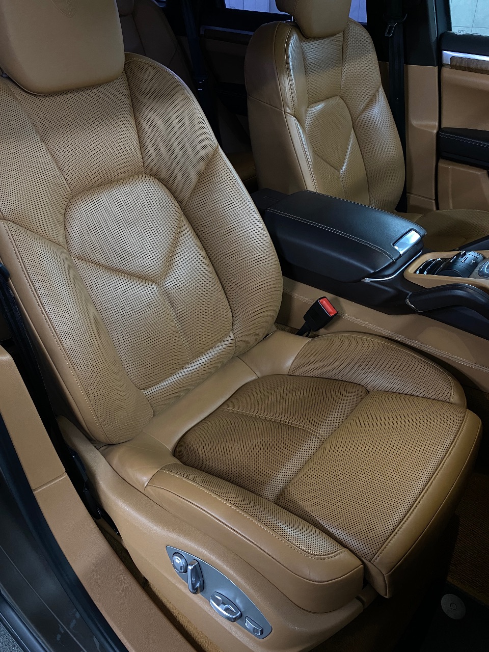 Porsche Cayenne - фото 8