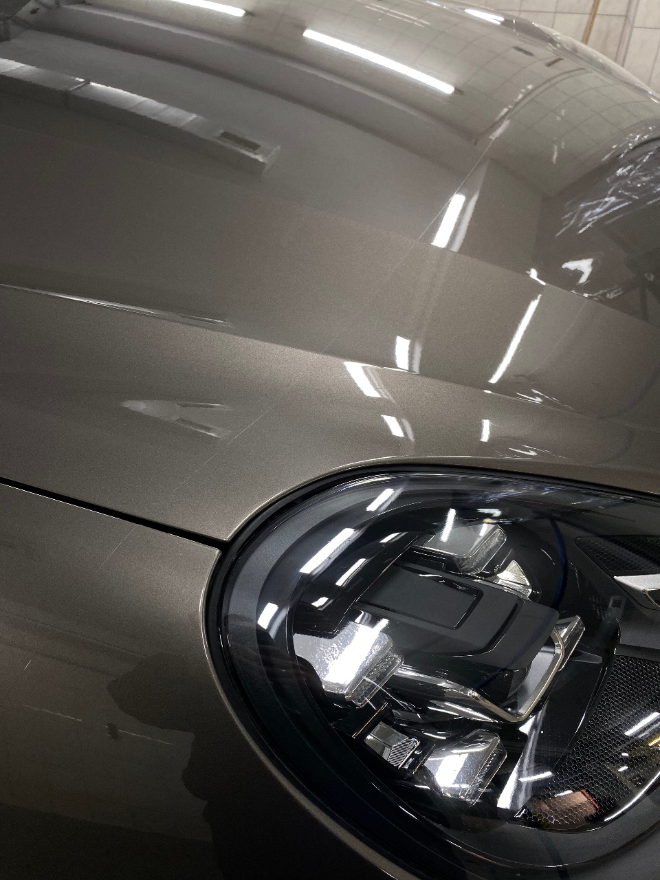 Porsche Cayenne - фото 7