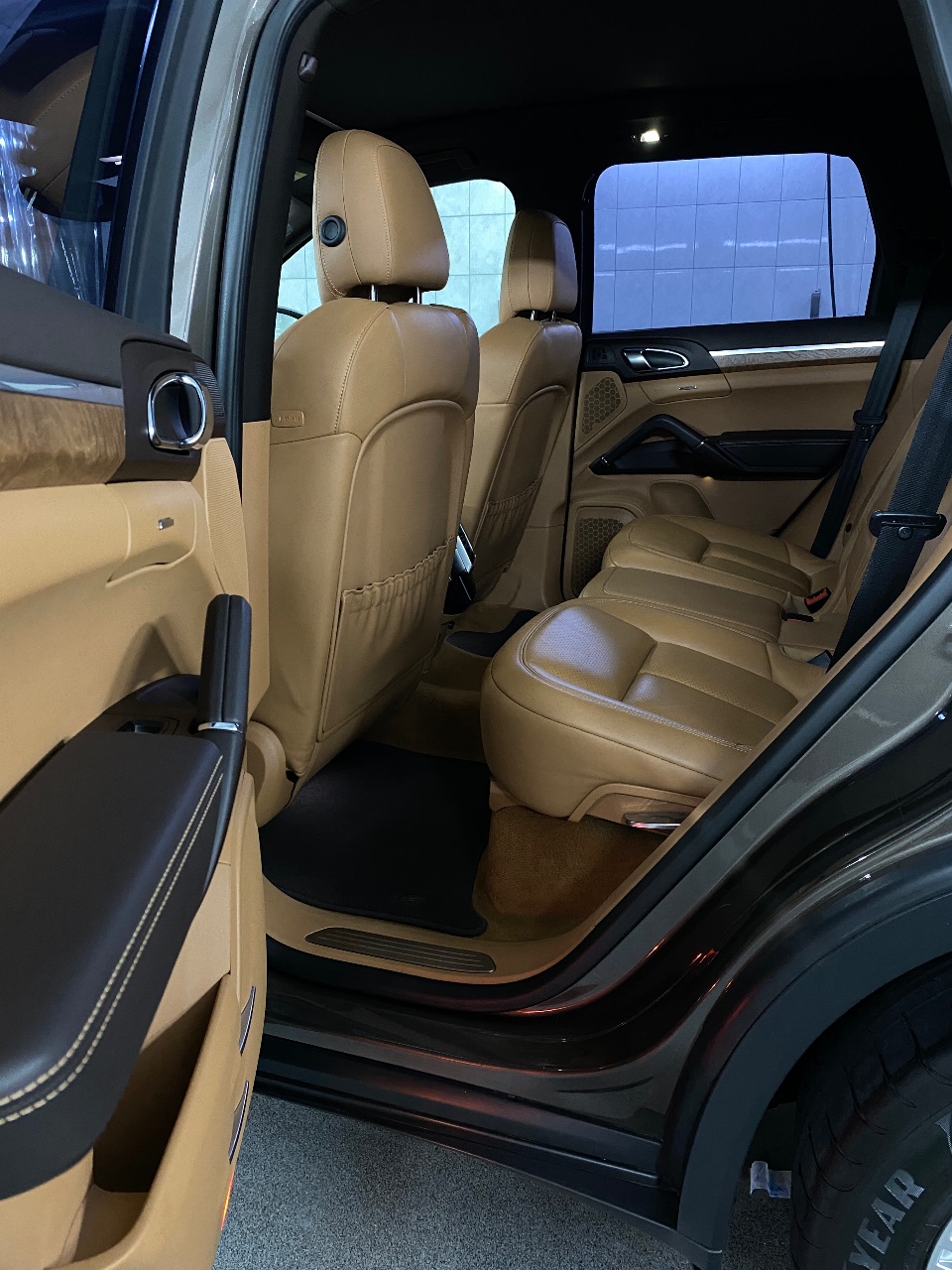 Porsche Cayenne - фото 6