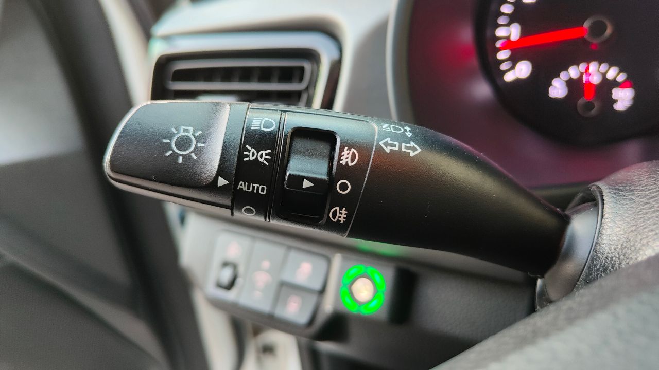 Kia Rio - фото 10